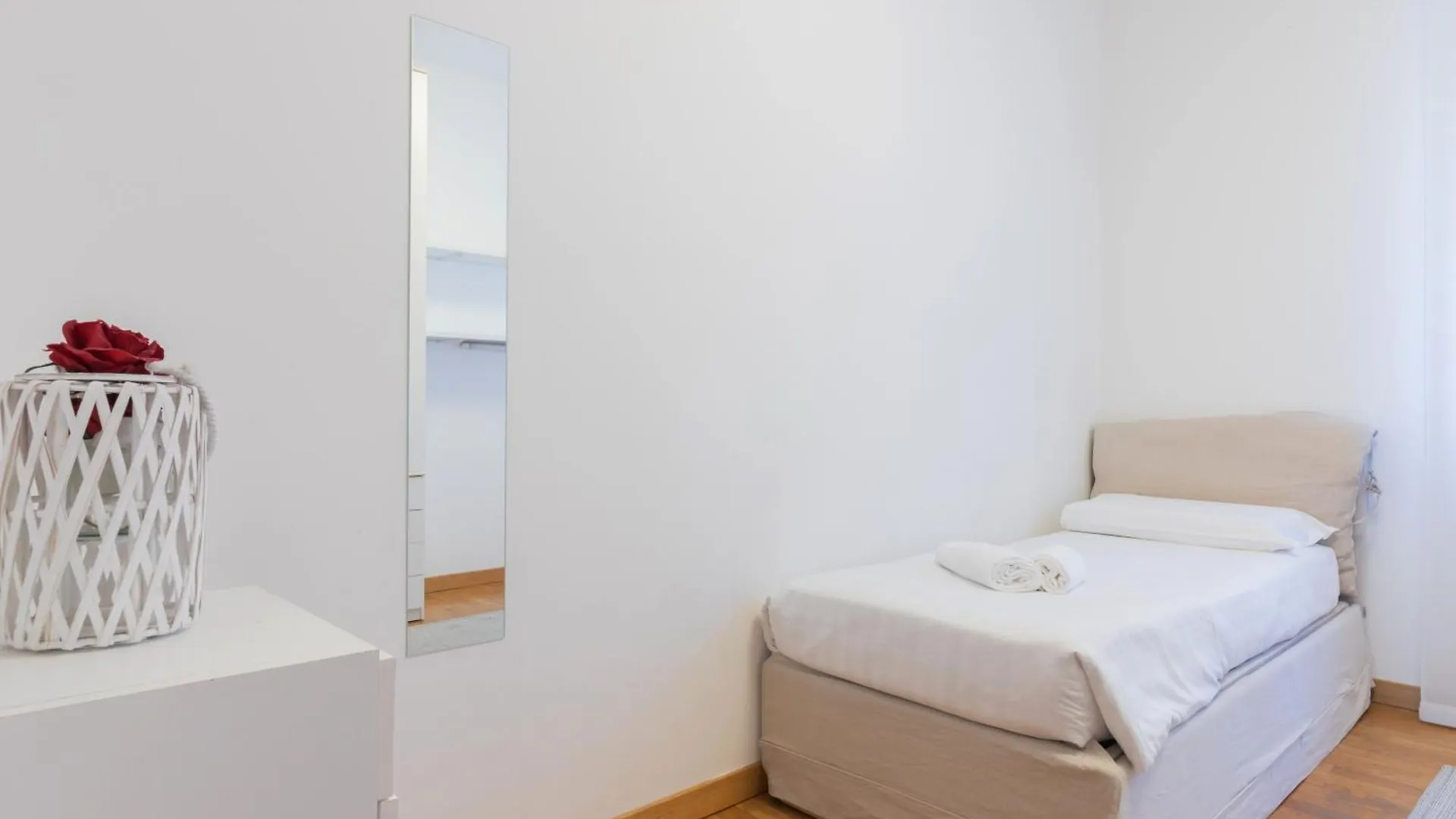 Joivy Apartments By The Lake Como