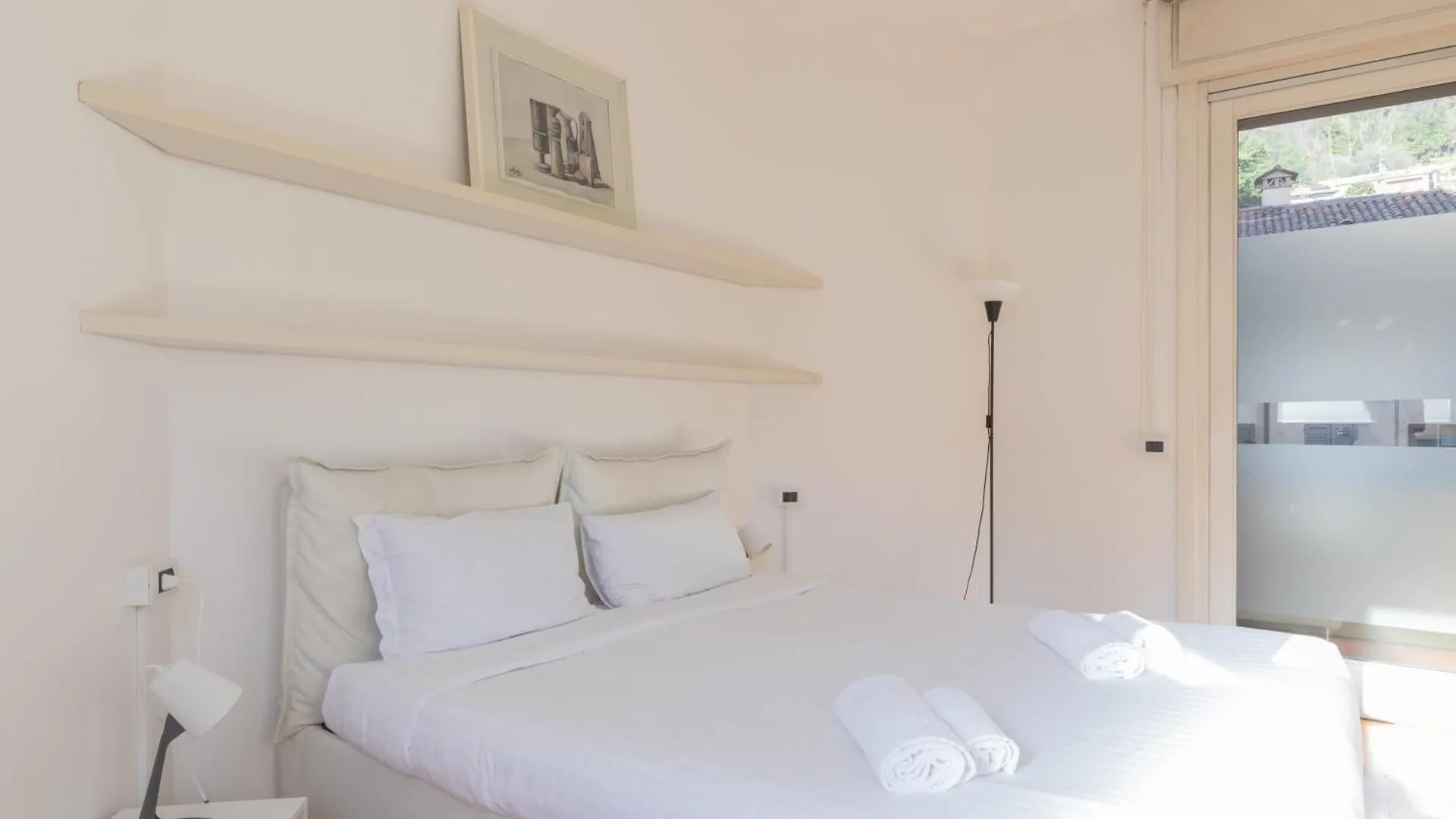 Joivy Apartments By The Lake Como