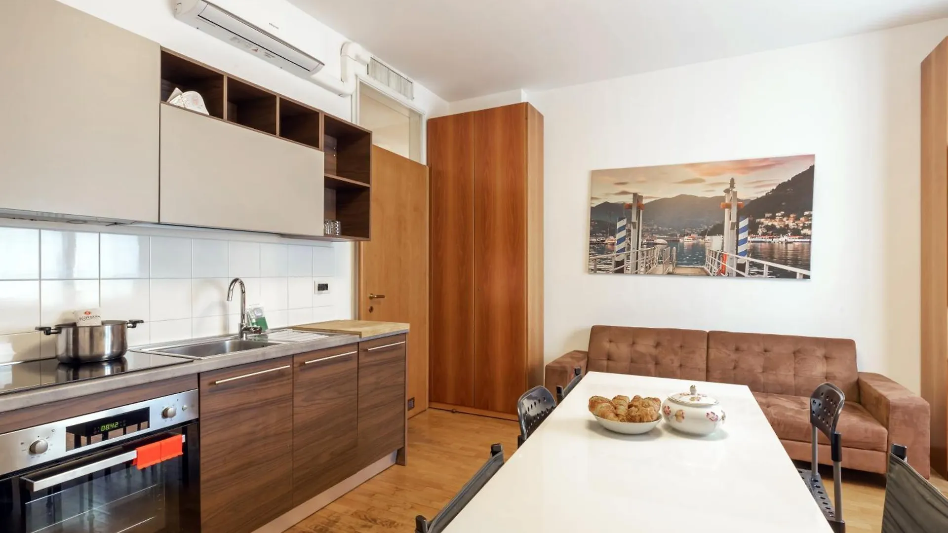 Joivy Apartments By The Lake Como